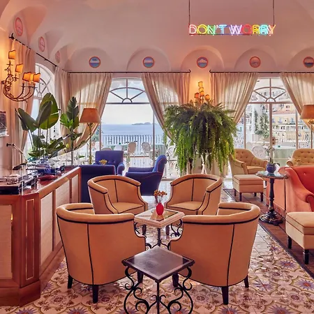 لو سيرينس 5* بوسيتانو