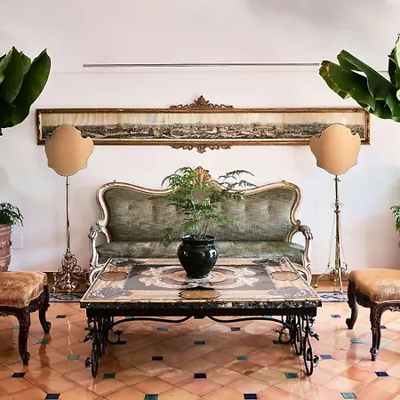 فندق لو سيرينس 5*