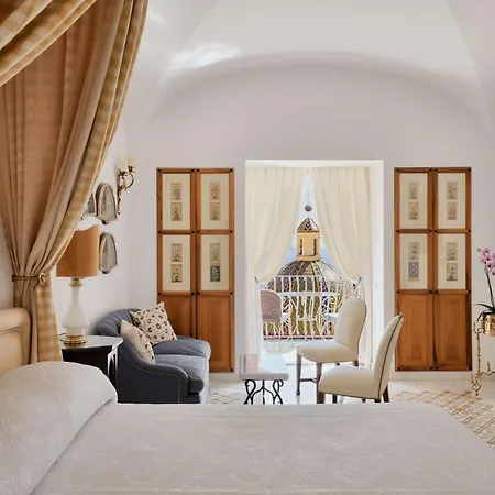 Отель Le Sirenuse 5*